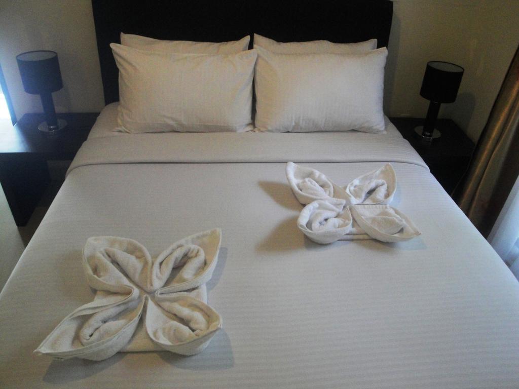 Happy Flower Resort Manado Room photo